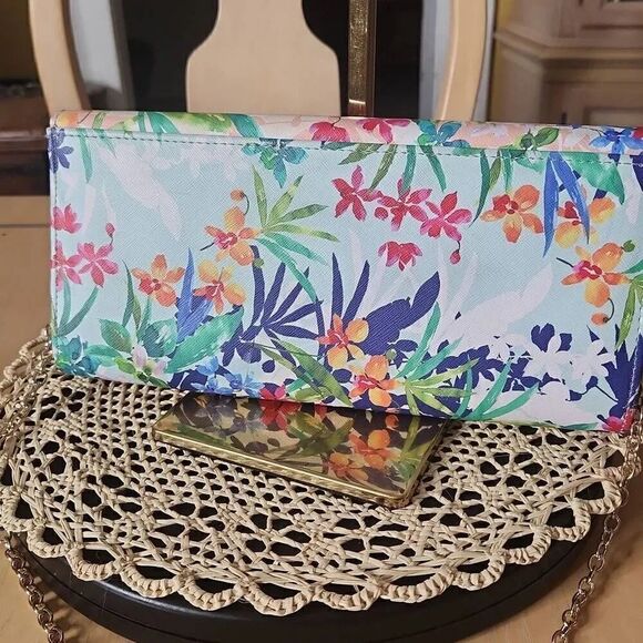 Aldo floral envelope clutch with gold chain - Picture 3 of 6